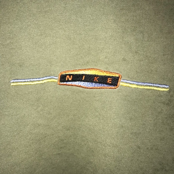 Vintage Nike long sleeve - Picture 3 of 4